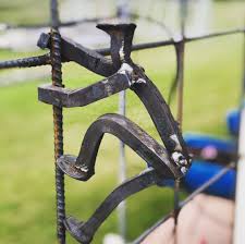 Skulpturen und andere konstruktionen können ein highlight sein oder ganze themen entwickeln, um etwas besonderes aus ihrem gewöhnlichen garten zu machen. Pin Von Cole Almassy Auf Iron Art Metall Gartenkunst Kunst Aus Metall Metallkunstprojekte