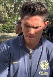 Dios mío! La sorprendente rosa de Israel Reyes ❤️🫦