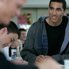 Drew Gordon 1990-2024: Ex-Mitty basketball star's death stuns community