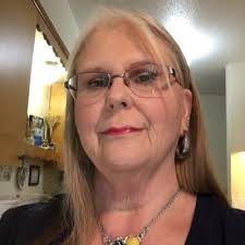 Laurie Branson's Instagram, Twitter & Facebook