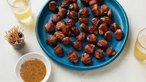 Martha stewart cheddar bits | cider recipe, thanksgiving. 15 Bite Sized Thanksgiving Appetizers That Your Guests Will Adore Martha Stewart
