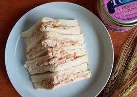 Dilansir tribunlampung.co.id melalui artikel sajian sedap. Resipi Sandwich Tuna Dan Tomato Yang Rare Dan Sedap Resepi Masakan Percuma
