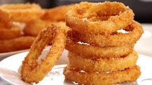 There were several pretty much identical recipes on the same theme and most of the reviews were positive. Onion Rings Kiss Pizza