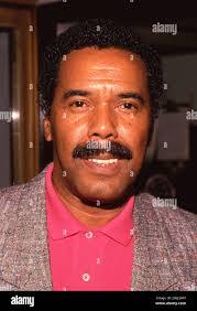 Robert Hooks's Instagram, Twitter & Facebook