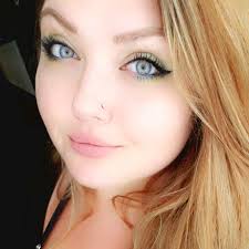 Savannah Brock and West Barker's Wedding Website