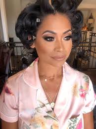 Hi everyone! For makeup services contact me at Honor & Co. Artistry I have  20+ years experience as a makeup artist. I work with my team for large  bridal parties. Honor &