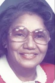 Lenora Carson's Instagram, Twitter & Facebook