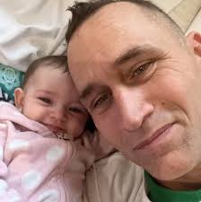 🚨 Toxic Hope: The Belief That Keeps You Stuck 🚨 Toxic hope is the belief  that if you just love someone enough, they will change. It's the false hope  that keeps you