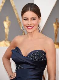 Super career and hot husband aside, it's harder being sofia vergara than it appears. Sofia Vergara In Navy Blue Marchesa Dress At The 2016 Oscars