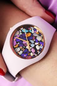 Ice Flower Lilac Petals Petals Lilac Flower Watch