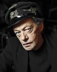 Johann...... das Gespenst (Das Boot) Erwin Alois Robert Leder (born 30 July  1951 in Austria) is an Austrian actor. He is best...