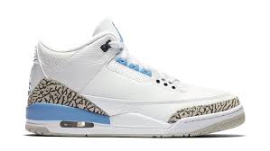 Cactus jack heel embossing, retro nike air tongue tags and mismatched insoles serve as additional branding details. Air Jordan 3 Retro Unc Jordan Sole Collector