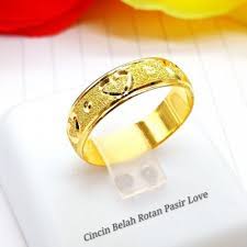 Design yang ekslusif dan fancy gitu! Melor Gold Shop Cincin Belah Rotan Pasir Love Saiz 9 3 15g Saiz 10 3 20g Saiz 11 3 02g Saiz 13 3 47g Saiz 14 3 34g Saiz 17