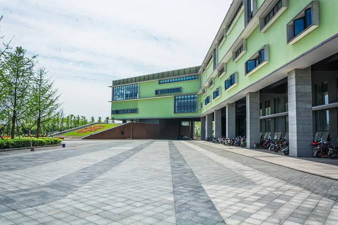 DPH High School
