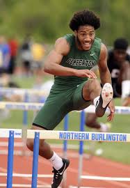Brandon Outlaw runs a quick lap in BCSL boys track