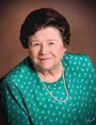 Joan Tisdale's Instagram, Twitter & Facebook