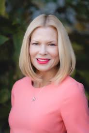 Meet Kimberly Layne Roberts