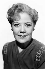Any other fans of Spring Byington? I always thought of her as the ideal  wholesome Midwestern mother/matron. Case in point: Penrod and Sam.