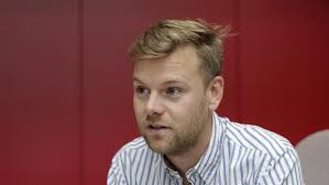 Han omdanner tv-programmer til virkelighed