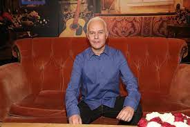 James michael tyler, who played the central perk barista, was the show's most frequent guest star. Ettc1kn Rhxddm