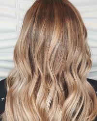 Golden Honey Blonde Done By Ashlyn Vibrantsalonandspa Fredericton Mi Honey Blonde Hair Blonde Balayage Honey Balayage Hair Blonde Medium