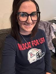 Jessica Meas's Instagram, Twitter & Facebook