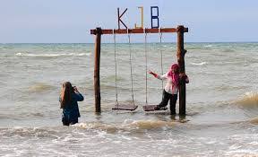 We did not find results for: Pesona Pantai Pasir Putih Di Kabupaten Rembang Yang Begitu Eksotis