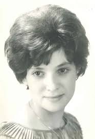 MUJERES DE ALPANDEIRE PROTAGONIZAN LLENA DE VIDAS, UN LIBRO ESCRITO POR RAQUEL  MENA