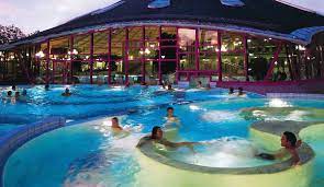 Entdecken sie die geschichtsträchtige umgebung oder das berühmte heilbad bad neuenahr mit dem charmanten. Wellnesshotels In Bad Neuenahr Gunstig Buchen Spa Dich Fit De