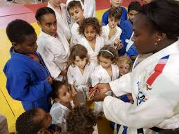 Her mother's name is pauline agbegnenou, and she has a twin sister, aurélien. Clarisse Agbegnenou Vanuatu Judo Federation
