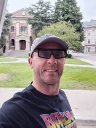 Hello, i'm french and it was my first time in this amazing place.