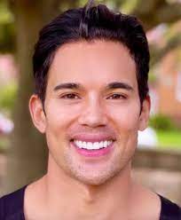 Mossman died on 14 august 2021, at the age of 33. Xpndoanpriz1pm
