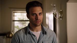 9 1 1 Is Ryan Guzman Leaving As Eddie