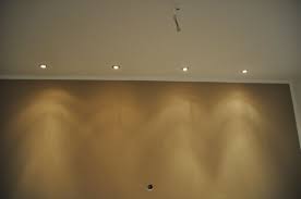 In vielen wohnungen und häusern werden deckeneinbauleinwände eingebaut. Einbauspots In Der Decke Spots In Betondecke Filigrandecke Einbauen Beleuchtung Wohnzimmer Betondecke Einbauspots
