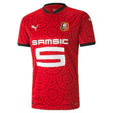 La replica maillot de football de rennes pour la saison est principalement rouge et porte dans les un short noir et des bas rouges complètent l'maillot de foot rennes 2019 des jeux en tant que. Maillot De Football Enfant Domicile Stade Rennais Fc 20 21 Puma Intersport