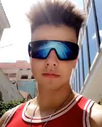 Which hair style do you like the most?