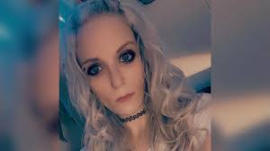 Diana Mcintyre's Instagram, Twitter & Facebook