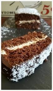 Genoise Chocolat Et Creme A La Noix De Coco Facon Kinder Delice Mille Et Une Saveurs De Rizlaine Genoise Chocolat Gateau Moelleux Recette Patisserie