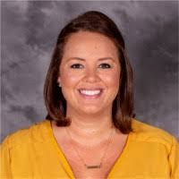 Amanda Zumwalt's Instagram, Twitter & Facebook