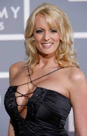 Report: Trump lawyer brokered $130,000 payment to porn star Stormy Daniels