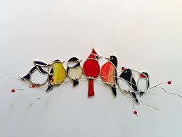Birds On A Wire Stained Glass L Endroit Ou Acheter Et Vendre Tout Le Fait Main Stained Glass Birds Glass Birds Stained Glass