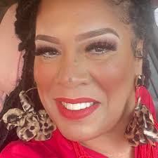 Loretta Cole's Instagram, Twitter & Facebook