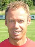 Von der Bezirksliga in die Kreisklasse: FCN-Coach Otmar Bayer.