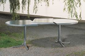 Der tisch bildet den mittelpunkt der kommunikation. Gartentische Meyer S Muhle Gartenmobel