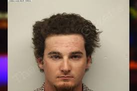 Jayce Warren's Instagram, Twitter & Facebook