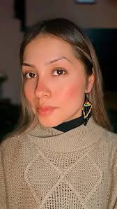 Beautiful Native American woman!!🥰🥰