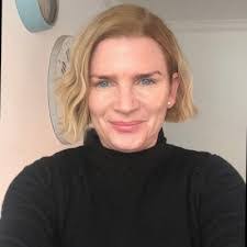 Miriam Mcnulty's Instagram, Twitter & Facebook