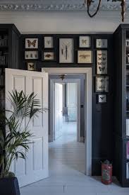 Pin By Alyssa Barnes 3 On My Someday Home Goth Home Decor Dark Home Decor Gothic Living Rooms