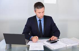Top earners tend to be employed by federal government agencies. Accounting Vs Law Comparing The Differences