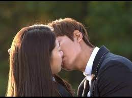 Myungsoo + young do save eun sang sabrina nguyen, 30/11/2013. Heirs Episode 9 Eng Sub The Full Kiss